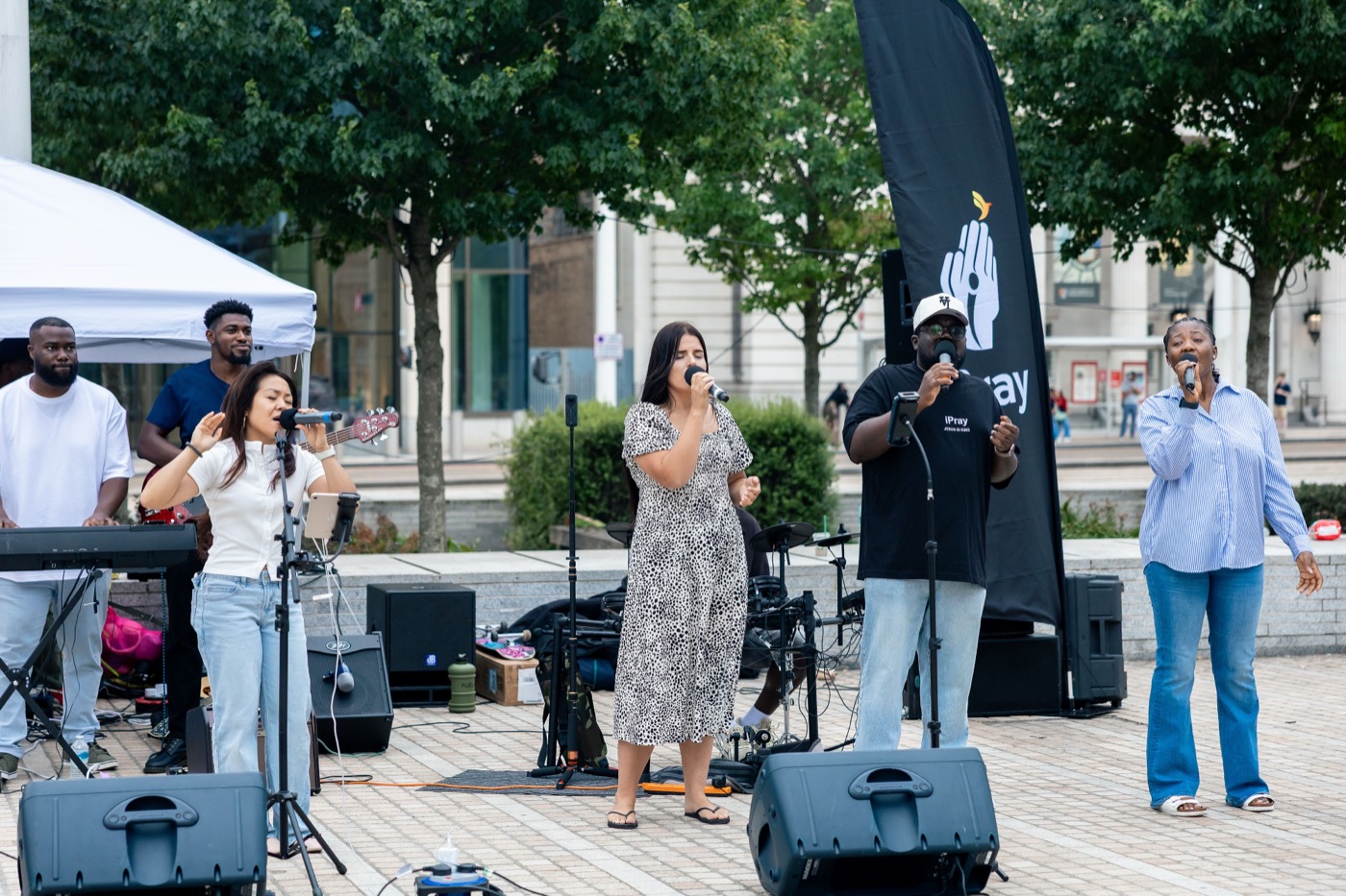Worship in public spaces
